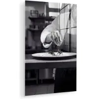 MuchoWow Glasschilderij 120x180 cm - Schilderij acrylglas - Chef - Garnering - Gerecht - Foto op glas - Muurdecoratie woonkamer - Wanddecoratie slaapkamer - Schilderijen