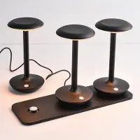 LumenXL Set van 3 draadloze tafellampen met instelbare lichtkleur en laadstation – Charge