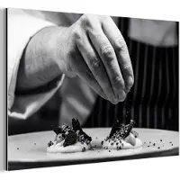 MuchoWow Aluminium schilderij 60x40 cm - Wanddecoratie metaal - Chef - Garnering - Gerecht - Metalen muurdecoratie woonkamer - Decoratie industrieel - Foto op dibond - Industriële accessoires slaapkamer