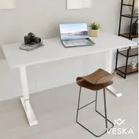 Veska Verstelbaar bureau (140 x 70 cm) - Zit- en sta-bureau - Elektrisch verstelbaar kantoorbureau met touchscreen en stalen poten - Wit/wit