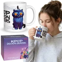 Sarcia.eu K-Pop Demon Hunters Blauwe Kat, Keramische mok met oor, witte theemok 315 ml