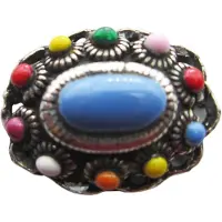 Zeeuws Meisje - Ovaal zeeuws knoopje verzilverd en met multi colour emaille