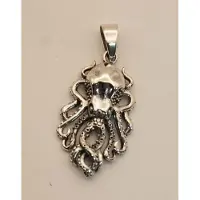 925 Hanger van een inktvis gemaakt van zilver - mooie zilveren hanger inktvis - hals hangertje octopus - kettinghanger octopus van zilver - silver pendant octopus - bedel voor aan ketting van zeedier