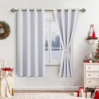 Unyqoos Elegante Witte Verduisteringsgordijnen met Inslagringen voor Slaapkamer of Woonkamer, Set van 2, 175x140 cm