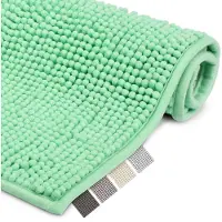 Unyqoos Zachte Lichtgroene Badmat met Antislip Chenille Ontwerp voor Comfort en Veiligheid in de Badkamer