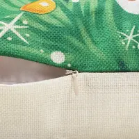 Unyqoos Set van 4 decoratieve kerst kussenhoezen met sneeuwman en kerstbomen
