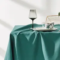 Unyqoos Tafelkleed met Vlekbescherming en Waterafstotende Coating voor Feestelijke Gelegenheden en Dagelijks Gebruik