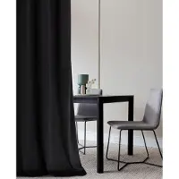 Unyqoos Elegant zwart fluwelen gordijn met plooiband voor sfeervolle interieurs