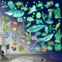 Unyqoos Lichtgevende muurstickers met zeedieren voor een magische kinderkamer
