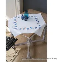 Vervaco - Tafelkleed kit - Blauwe pluimpjes - PN-0162237 - Borduren - Borduurpakket - Borduurpakket volwassenen - Borduurpakket kind