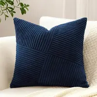 Unyqoos Corduroy kussensloop met strepenpatroon voor stijlvolle woondecoratie