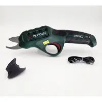 Parkside Accu-snoeischaar - Max. stamdiameter: Ø 14 mm - Stationair toerental: max. 21000 min⁻¹ - Toebehoren: 1 steeksleutel, 1 mesbeschermhoes, 1 USB-C-laadkabel (* USB-netadapter niet inbegrepen)