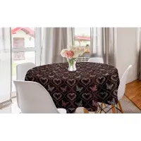 Abakuhaus roze damastronde tafelkleed, vlinderhartjes bloemen, cirkelvormige tafelkleed voor eetkamerkeukendecoratie, 150 cm, zegel bruin pastel roze
