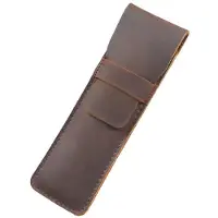 Markenlos Lederen etui met klep, pennenhouder met "Crazy Horse"-motief, bruin (klein)