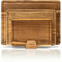 Deleca 3-delige Snijplankenset Sevilla met Houder - Snijplanken (40x30 | 33x24 | 26x18 cm) - Voor Keuken, Serveerplank, Kaasplank, Borrelplank, Snijplank en Tapasplank - FSC Acacia Hout