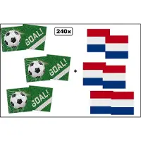 Partyxplosion 120x Servetten Voetbal 33cm x 33cm + 120x Servetten Nederland 33cm x 33cm - 3 laags - MIX - WK Servet diner eten knoeien restaurant BBQ thema feest verjaardag feest