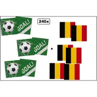 Partyxplosion 120x Servetten Voetbal 33cm x 33cm + 120x Servetten Belgie 33cm x 33cm - 3 laags - MIX - WK Servet diner eten knoeien restaurant BBQ thema feest verjaardag feest