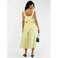 Busem Vierkante Hals Midi Jurk met Strikdetail