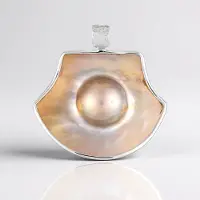 Cavill - Zilveren Hanger met Mabe Parel 45x35 mm - 925 Sterling Zilver - Bali Barong Stijl - Elegante Organische Parel - Dames Sieraad