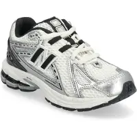 New Balance Sneakers '1906' zwart / zilver / wit