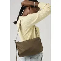 Levi's Ali Small Shoulder Bag Size: OS | Shoulder Bags Outlet | Dames | Bruin