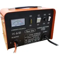 Cardinale Oplader 'CAR 20' van . Spanning: 12/24 V