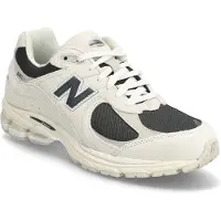 New Balance Sneakers laag '2002R' zwart / parelwit