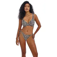 Freya Swim Soft-Cup Bikinitop Fiji Falls | Maat: 80D | Kleur: Zwart