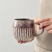 VHV -Mok - Koffiemok - Grote mok - Koffiebeker - 600 ml - Keramiek - Vaatwasserbestendig - Magnetronbestendig - Voor koffie en thee - Modern design - Paars