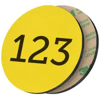 Combicraft ronde nummerplaatjes van acrylaat geel 25 mm met tape - 1 t/m 50