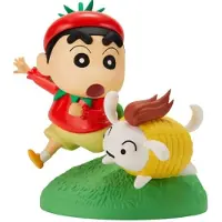 Banpresto Bandai Crayon Shinchan figuur, gekleed als een groentepak, 11 cm, meerkleurig. Meerkleurig, one size