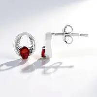 Cavill - Geplatineerde 925 Sterling Zilveren Oorbellen - 0,39 ct Tanzania Robijn & 0,19 ct Cambodjaanse Zirkonen - Ovaal, Modern, Rood