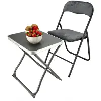 Discountershop Campingstoel met Inklapbare Tafel en Fluwelen Klapstoel – 2-in-1 Opvouwbare Kruk & Campingtafel – Compacte Bijzettafel voor Camping, Caravan, Balkon, Slaapkamer en Thuis