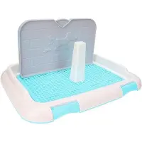 OEM Binnenplaats voor honden met een blauw plastic reservoir en een nagebootste muur
