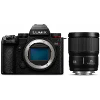 Panasonic Lumix DC-S5 II + Lumix S 35mm F/1.8