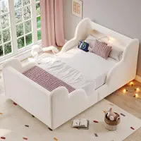 OKWISH Kinderbed 90x200 cm - Met Beschermrand, Nachtlampje en USB Oplaadpunt - Zonder Matras - Fluweel - Beige