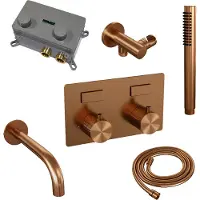 Brauer Copper Carving thermostatische inbouw badkraan met drukknoppen SET 03 met uitloop en staaf handdouche en doucheslang en wandaansluitbocht koper geborsteld PVD