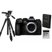 OM SYSTEM OM-1 II Holiday Kit
