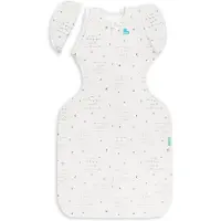Love to Dream Babyslaapzak Swaddle Up - Inbakeren afbouwen - Baby 6-9 maanden - 8.5-11 kg - Zomer - 0.2 TOG - Wit met tekst