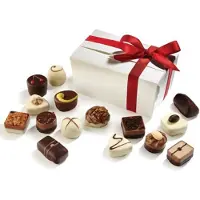 TGL Doos gevuld met handgemaakte bonbons – 200 gram. Chocolade cadeau chocola bonbon.