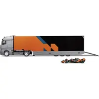 Bburago 1/13 McLaren MCL38-vrachtwagen met Formule 1 1/43 MCL38