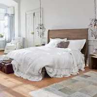 Loberon Bed Saint-Germier