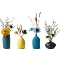 Famanu - Kleine Keramische Vazen voor Bloemen Decoratieve Vaasset voor Woonkamer Mini Handgemaakte Matte Vazen voor Tafeldecoratie Als Middelpunt Modern Marinegroen Geel Hemelsblauw Zwart Kleurvazen