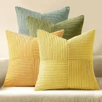 Famanu – Corduroy ribfluweel kussenhoezen set van 4 (50x50 cm) – patchwork look – zachte sierkussenhoezen – geelgroen serie