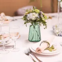Famanu - Set van 6 mini vazen van glas – tafeldecoratie voor bruiloften, vintage vazen van transparant glas, kleine vazen, decoratief, glazen tafeldecoratie, bloemendecoratie, groen