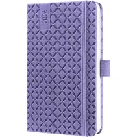 Famanu – Weekagenda 2026 A6 hardcover in lila, zachte pasteltint gecombineerd met heldere weekplanning