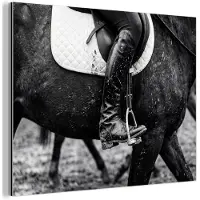 MuchoWow Aluminium schilderij 160x120 cm - Wanddecoratie metaal - Paard - Sport - Zwart - Wit - Metalen muurdecoratie woonkamer - Decoratie industrieel - Foto op dibond - Industriële accessoires slaapkamer