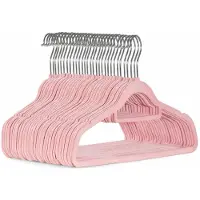 Famanu – Fluwelen kleerhangers – 20 stuks – Dun en ruimtebesparend – Antislip – Met broekhanger en 360° draaibare haak – Roze