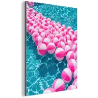 MuchoWow Aluminium schilderij 30x40 cm - Wanddecoratie metaal - Strandballen - Roze - Water - Metalen muurdecoratie woonkamer - Decoratie industrieel - Foto op dibond - Industriële accessoires slaapkamer
