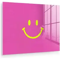 MuchoWow Glasschilderij 160x120 cm - Schilderij acrylglas - Smiley - Vrolijk - Roze - Foto op glas - Muurdecoratie woonkamer - Wanddecoratie slaapkamer - Schilderijen